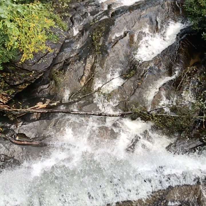 Razor Cliff Falls. (Only of it) – Trevor